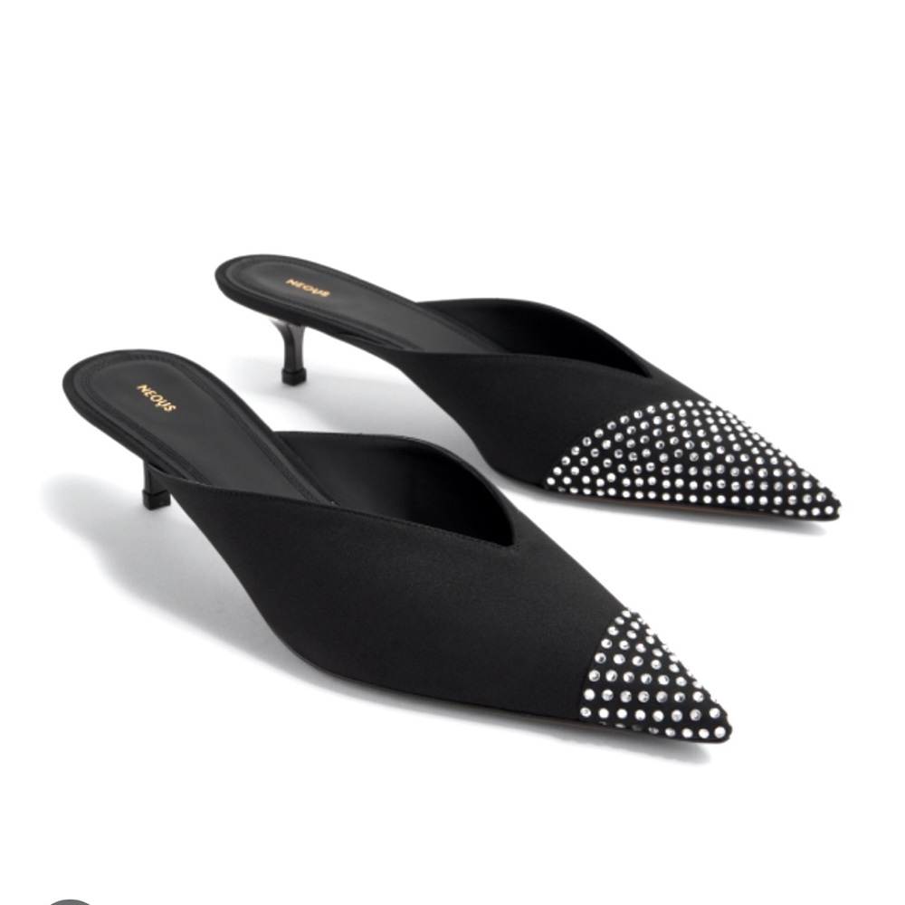 NEOUS Mancondo Mules Black Satin Sz 37 1/2